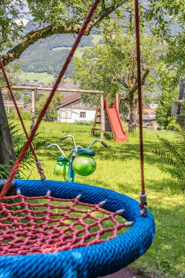 Alpenapart Montafon - Haus Engstler Schruns Esterno foto